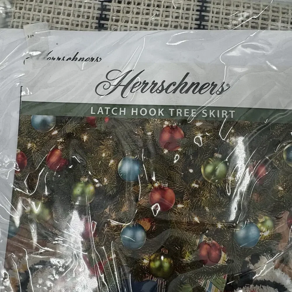 Latch Hook Kit Vintage Christmas Tree Skirt Herrschners Christmas Penguins Pattn